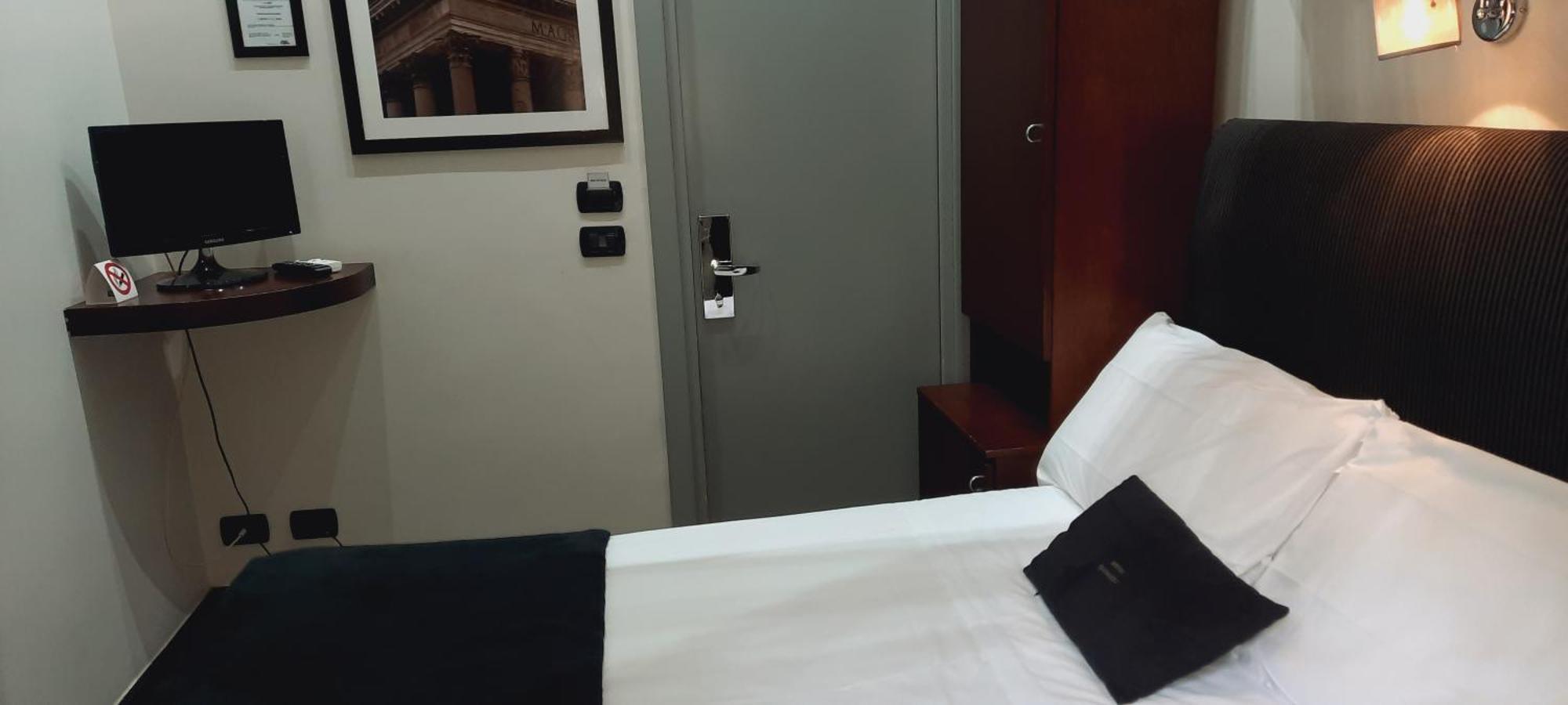Hotel Giuggioli Rome Exterior photo